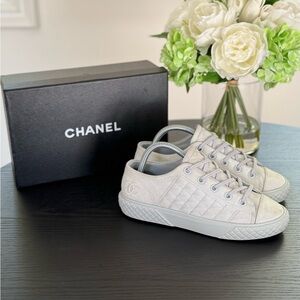 2022 Chanel Gray Quilted Canvas Sneakers size 38